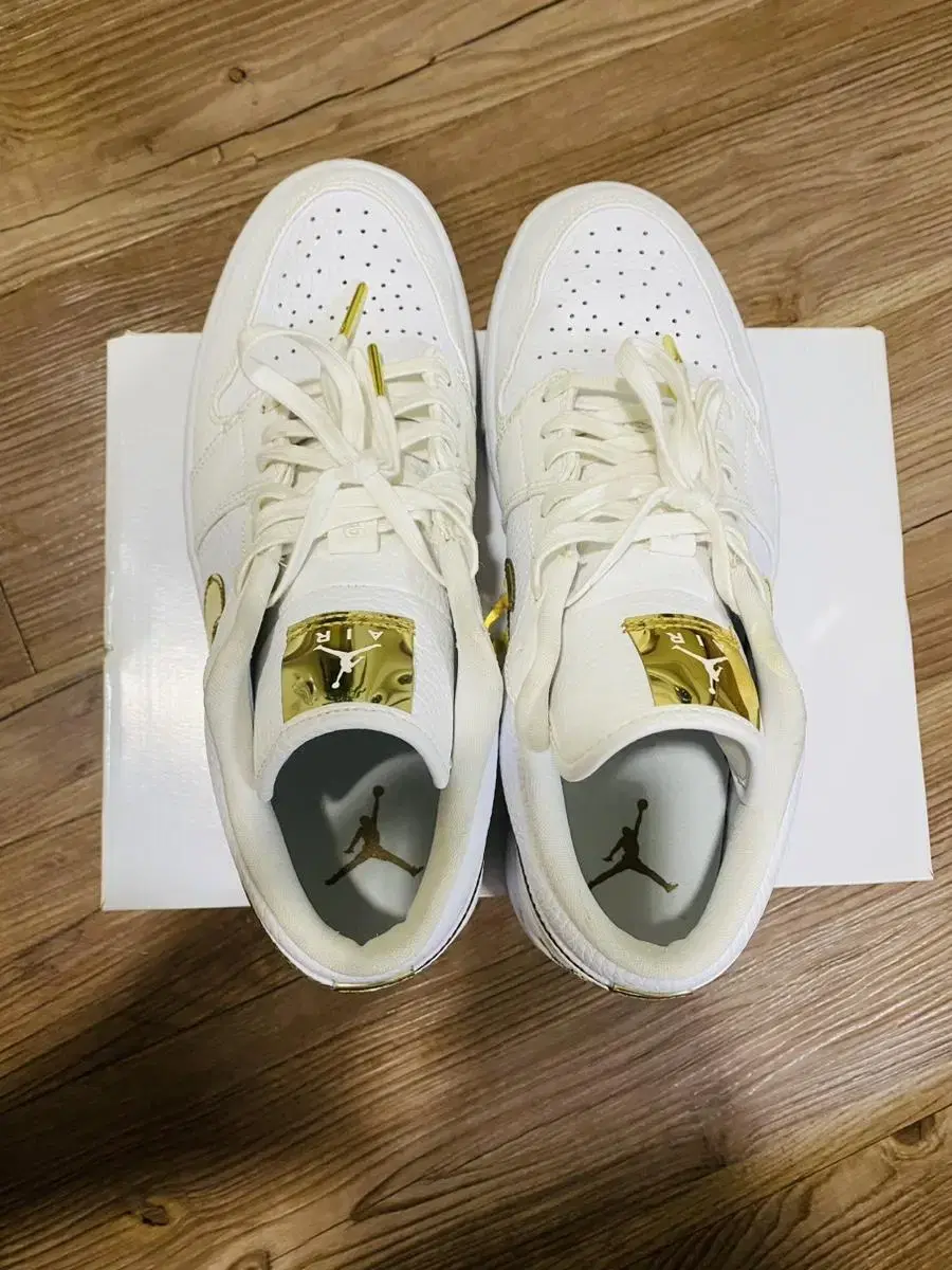 Air jordan 1 low SE